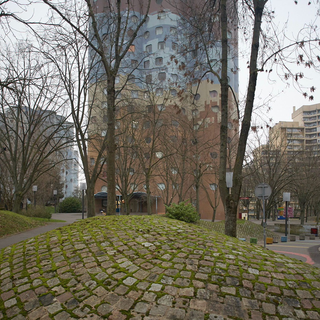 Pieds des tours nuages